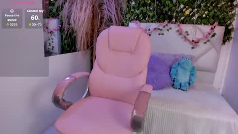 ABBY online show from November 26, 3:46 pm