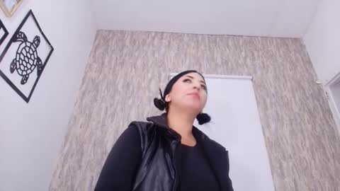 Abby online show from October 11, 7:12 pm