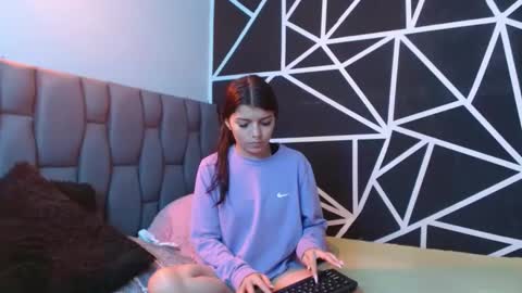 abby_rousse09 online show from December 18, 2:32 am