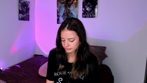 Snapshot of abby_saenz01 chatting on April 3, 7:56 pm Abby Saenz online show from April 3, 7:56 pm