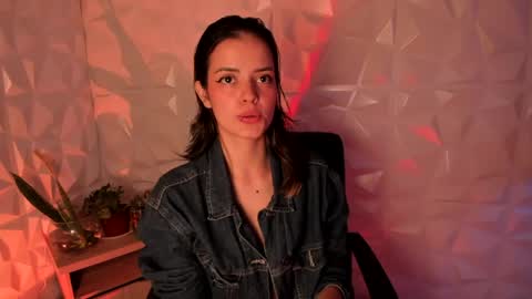 Snapshot of abby_saenz01 chatting on June 2, 8:00 pm Abby Saenz online show from June 2, 8:00 pm