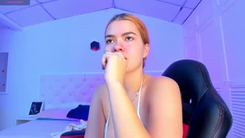 ABBY SMITH online show from September 19, 1:29 am