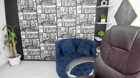 abby_thomsonn online show from September 9, 3:06 am