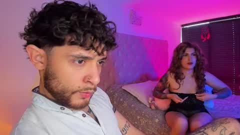 Snapshot of abbyandchris1 chatting on October 10, 1:10 pm START TRANSMISSION ---- AM COLOMBIA TIME online show from October 10, 1:10 pm