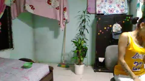 Snapshot of abbyasher chatting on February 10, 11:55 pm Abby online show from February 10, 11:55 pm