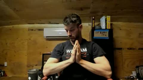 abbybraggontiktokisawhore online show from February 5, 11:31 pm