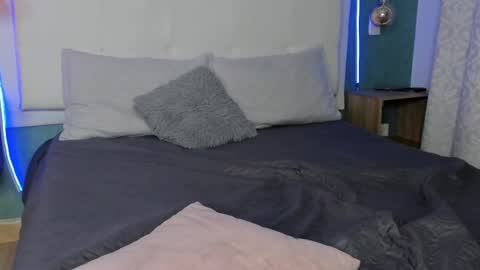 Abby Dixon  online show from February 12, 3:29 am