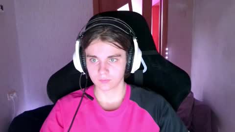 Snapshot of abbysal_blade chatting on November 5, 8:14 am abbysal_blade online show from November 5, 8:14 am