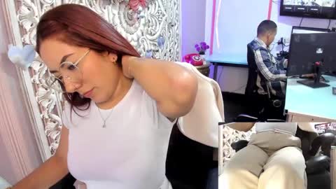Abby Stones online show from December 10, 3:01 pm