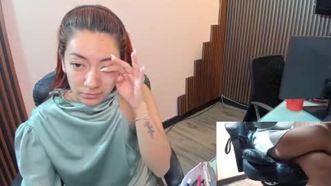 Abby Stones online show from December 5, 11:08 am