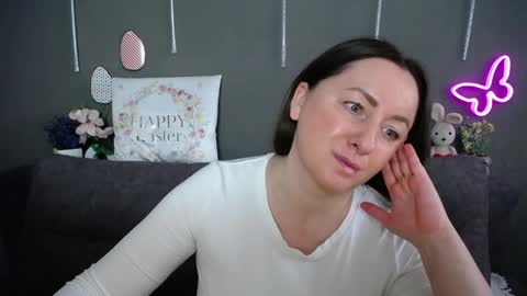 abbytaylorr online show from April 9, 6:30 am