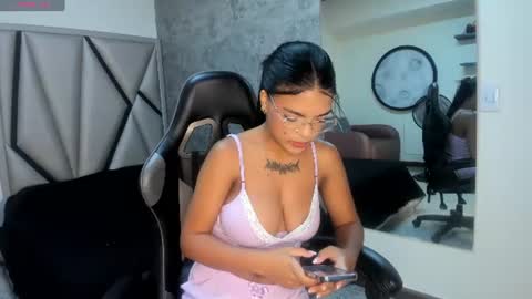 Abby  online show from July 10, 11:57 am