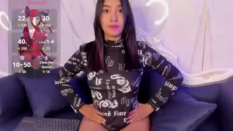 Snapshot of abbyybrown_ chatting on March 9, 7:40 pm Abby Boom online show from March 9, 7:40 pm