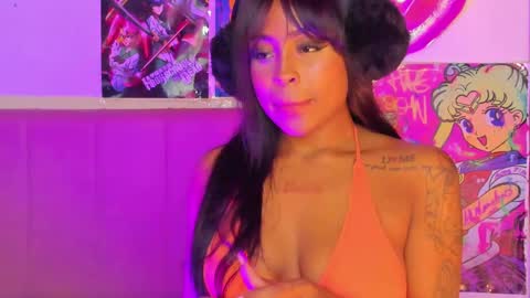 Simone    may online show from December 28, 2:42 pm