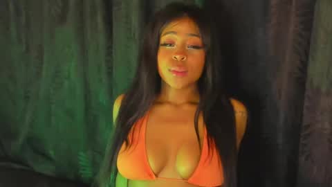 Simone    may online show from January 10, 7:57 am