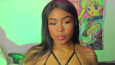 Simone    may online show from February 27, 8:28 am