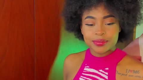 Simone    may online show from March 3, 5:50 pm