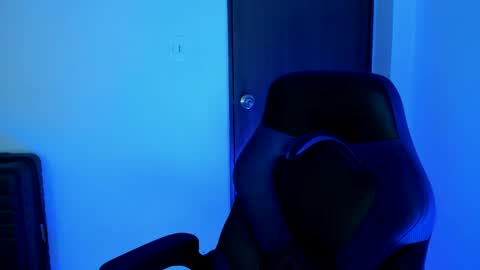 Independence model AbelAsburgo online show from December 20, 2:41 am