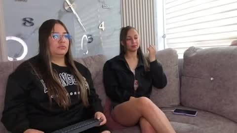 Snapshot of abella_as_ chatting on April 2, 1:20 pm abella_as_ online show from April 2, 1:20 pm