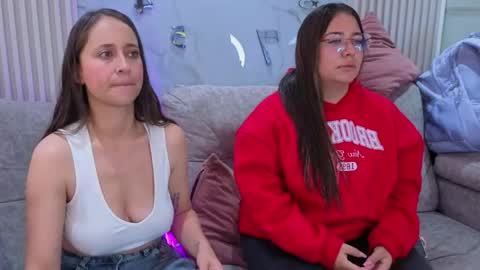 Snapshot of abella_as_ chatting on April 22, 1:34 pm abella_as_ online show from April 22, 1:34 pm