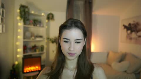abella_danger_x online show from December 17, 9:28 am