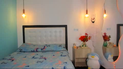  Abella and Kendra  online show from October 29, 9:38 pm