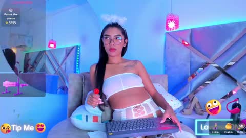 abelladgr online show from January 19, 3:18 am