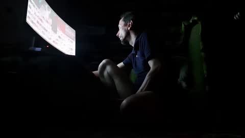 Snapshot of abender82 chatting on February 6, 11:30 pm Abender online show from February 6, 11:30 pm