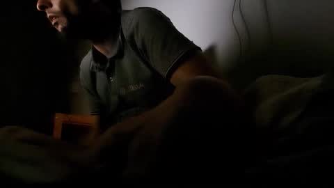 Snapshot of abender82 chatting on February 17, 9:32 pm Abender online show from February 17, 9:32 pm