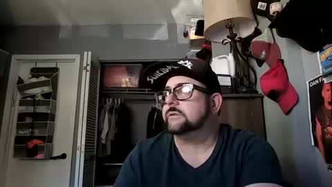 Snapshot of abennett76 chatting on May 31, 6:42 pm AJ online show from May 31, 6:42 pm