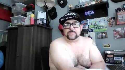 Snapshot of abennett76 chatting on June 4, 2:23 pm AJ online show from June 4, 2:23 pm