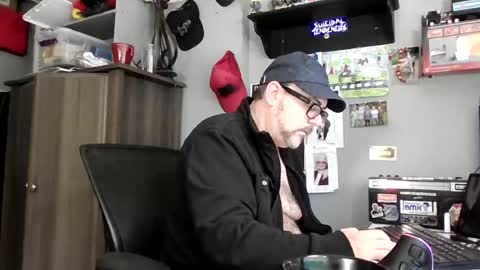 AJ online show from July 17, 1:51 pm