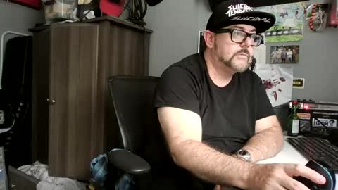 AJ online show from July 28, 8:52 pm