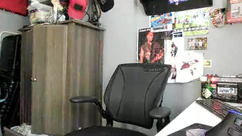 AJ online show from July 31, 3:33 pm