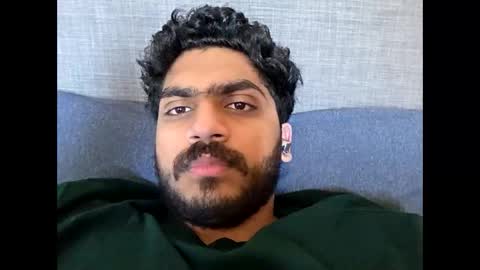 Snapshot of abhi5073 chatting on November 20, 10:15 am abhi5073 online show from November 20, 10:15 am