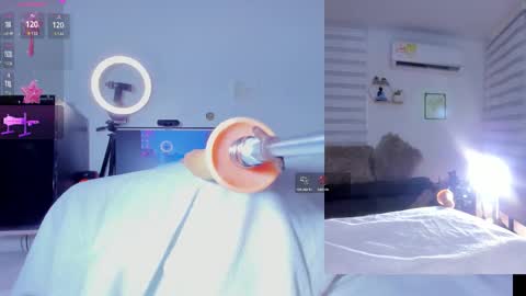 Snapshot of abigail__girl_ chatting on November 23, 5:02 pm Abigail online show from November 23, 5:02 pm