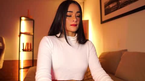 Abigail online show from January 9, 8:10 pm