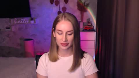 Anna online show from October 8, 6:49 pm