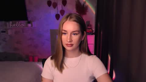 Anna online show from November 10, 6:51 pm