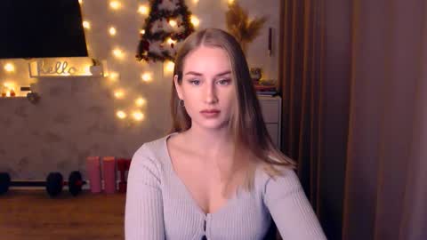 Anna online show from December 16, 7:30 pm