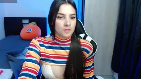 Snapshot of abigail_monroe__ chatting on April 24, 4:37 am abigail_monroe__ online show from April 24, 4:37 am