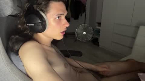hi  cum in pvt noi extra tip online show from August 2, 5:00 pm