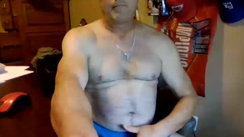 Snapshot of aboringguy chatting on October 14, 6:31 pm aboringguy online show from October 14, 6:31 pm