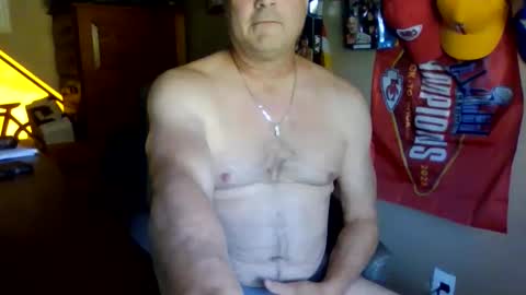 Snapshot of aboringguy chatting on November 3, 7:48 pm aboringguy online show from November 3, 7:48 pm
