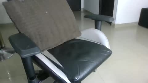 abraca402512 online show from June 6, 7:29 pm