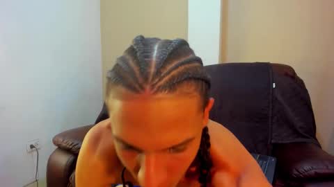 Snapshot of abravanel_sefardi chatting on March 30, 10:00 pm Abrovanel online show from March 30, 10:00 pm