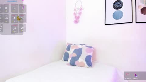 Abriil online show from September 21, 3:30 am