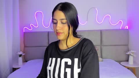 ABRIL online show from February 10, 10:47 pm