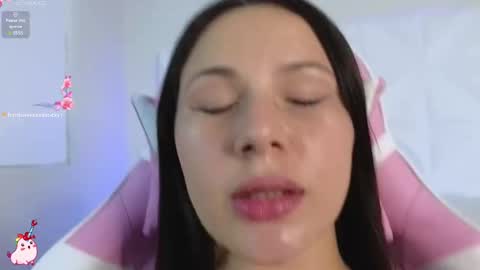 Abril  online show from January 30, 9:47 pm