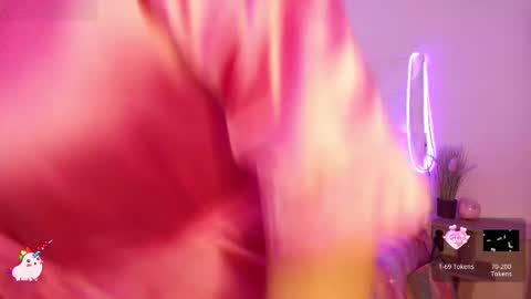 Abril  online show from September 24, 10:07 am